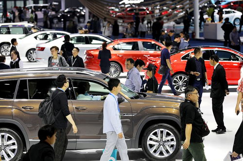 展望明年 中國(guó)汽車銷量預(yù)計(jì)增長(zhǎng)4%，市場(chǎng)轉(zhuǎn)型與消費(fèi)升級(jí)并行